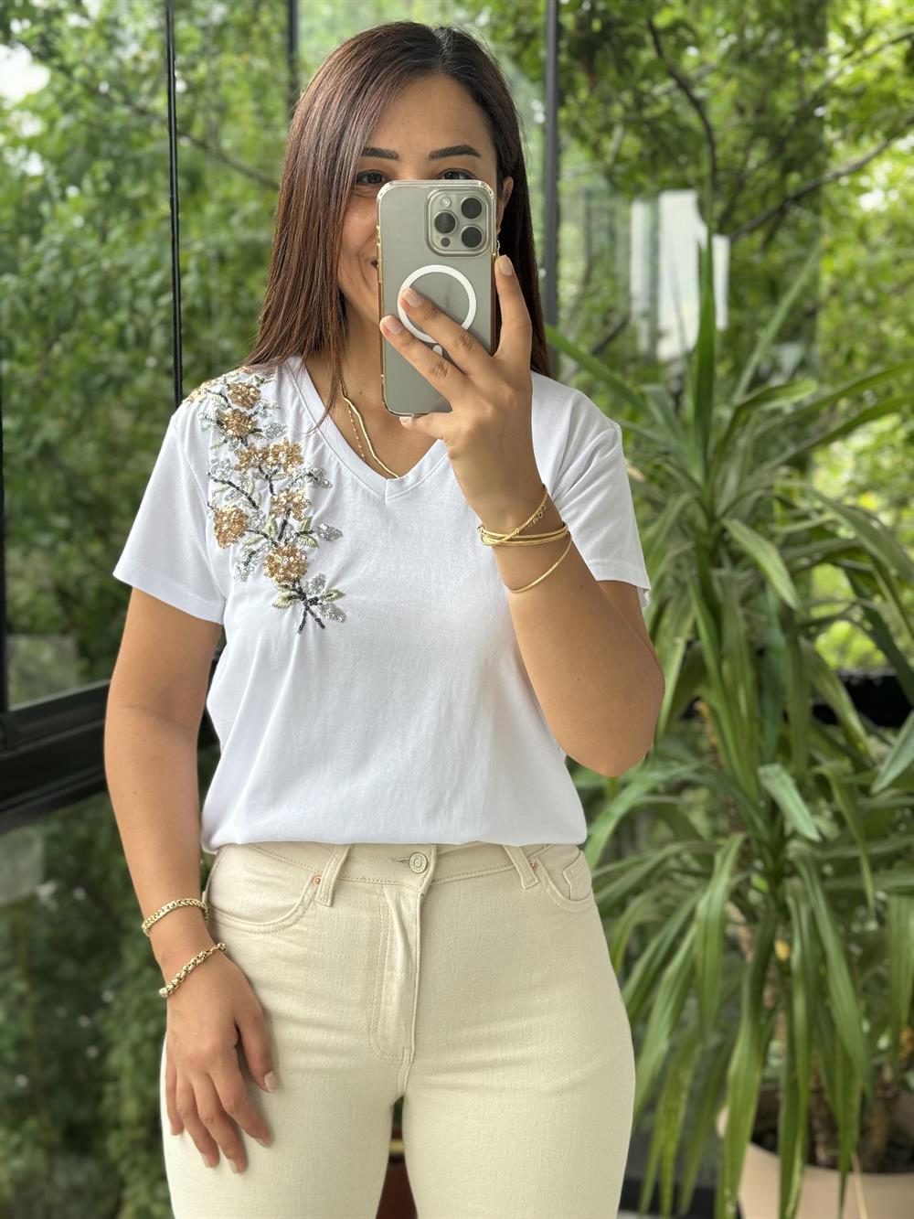 Pamuklu Tişört Omuz İşlemeli