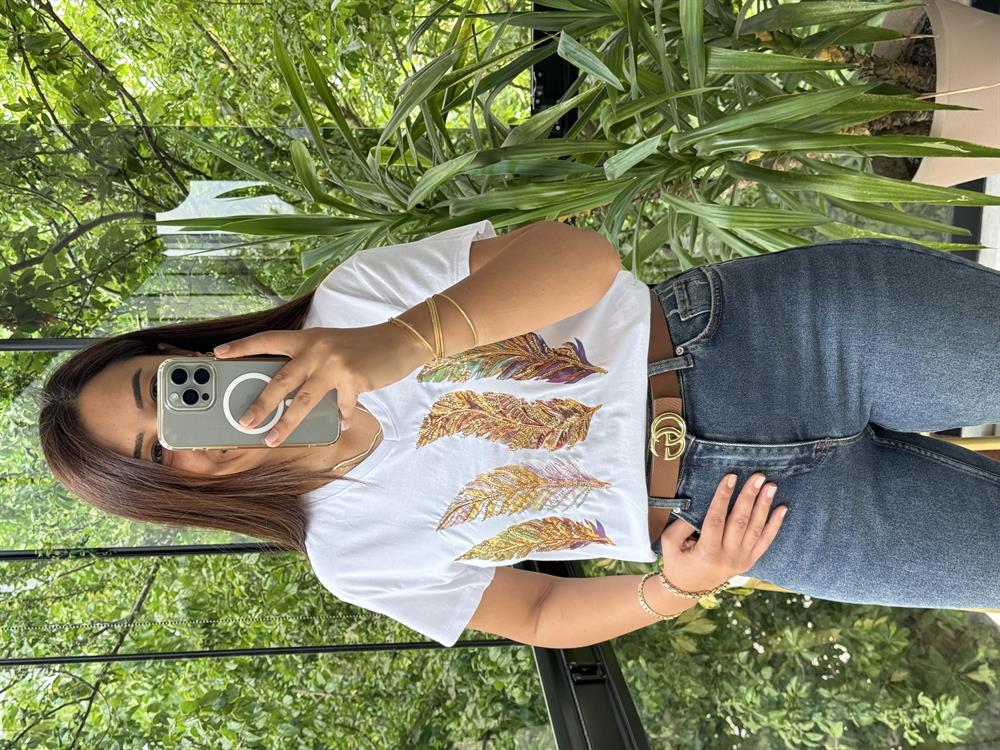 Pamuklu Tişört Renkli Tüylü