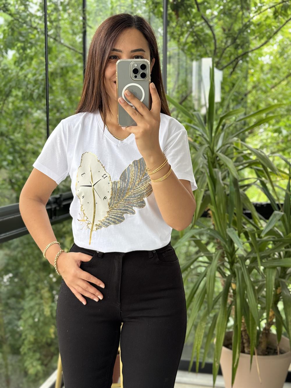 Pamuklu Tişört Saat Detaylı