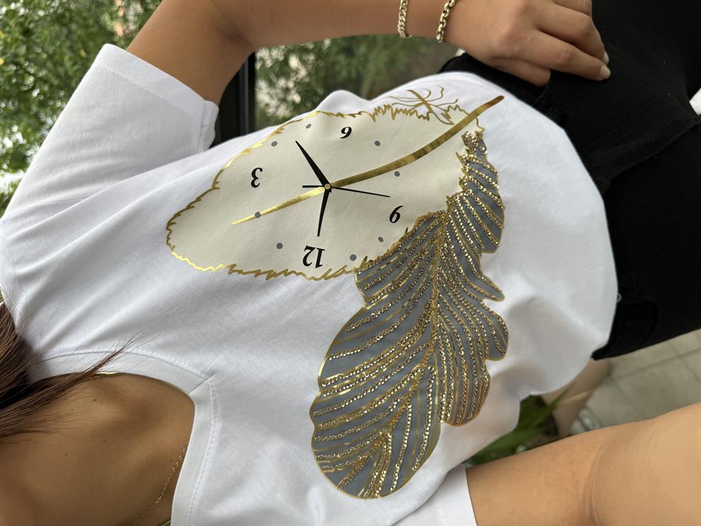 Pamuklu Tişört Saat Detaylı