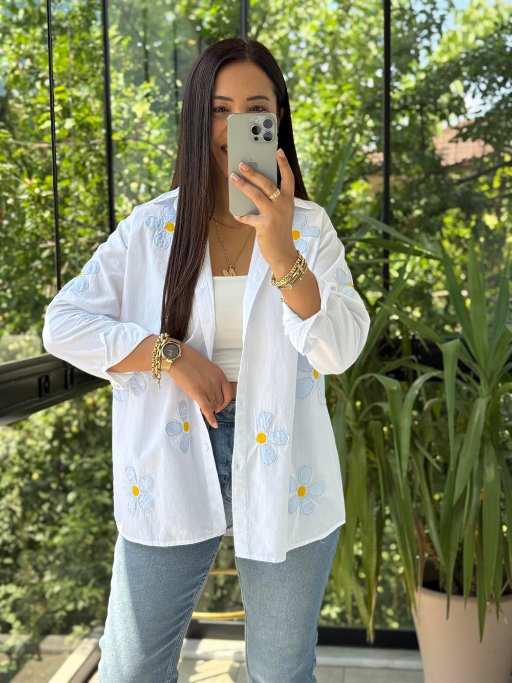 Papatya Detaylı Pamuklu Gömlek Beyaz