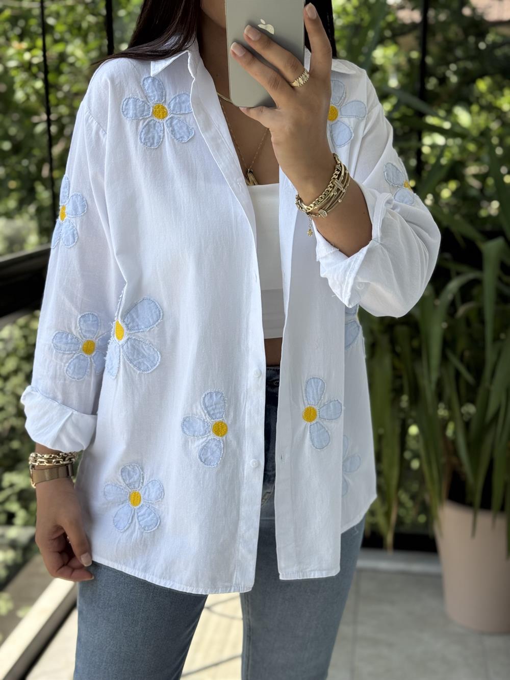 Papatya Detaylı Pamuklu Gömlek Beyaz
