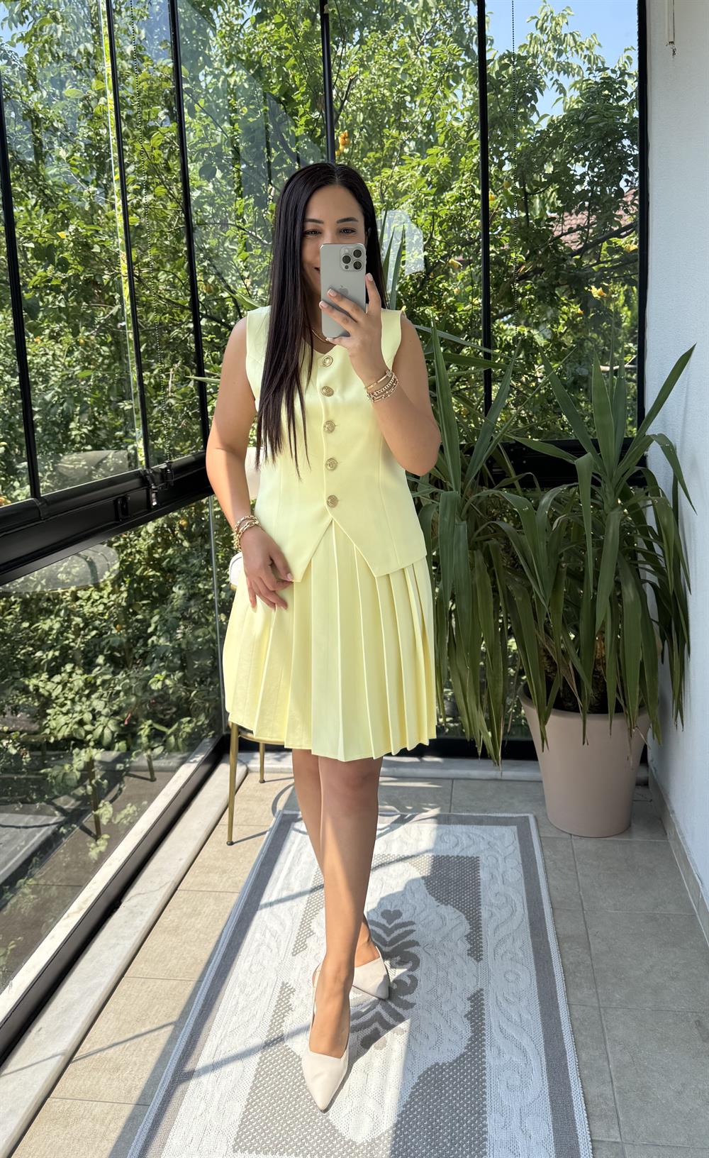 Pileli Etekli Yelek Takım Sarı