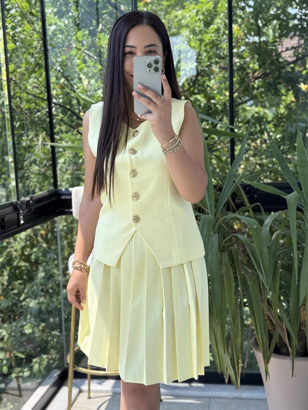 Pileli Etekli Yelek Takım Sarı