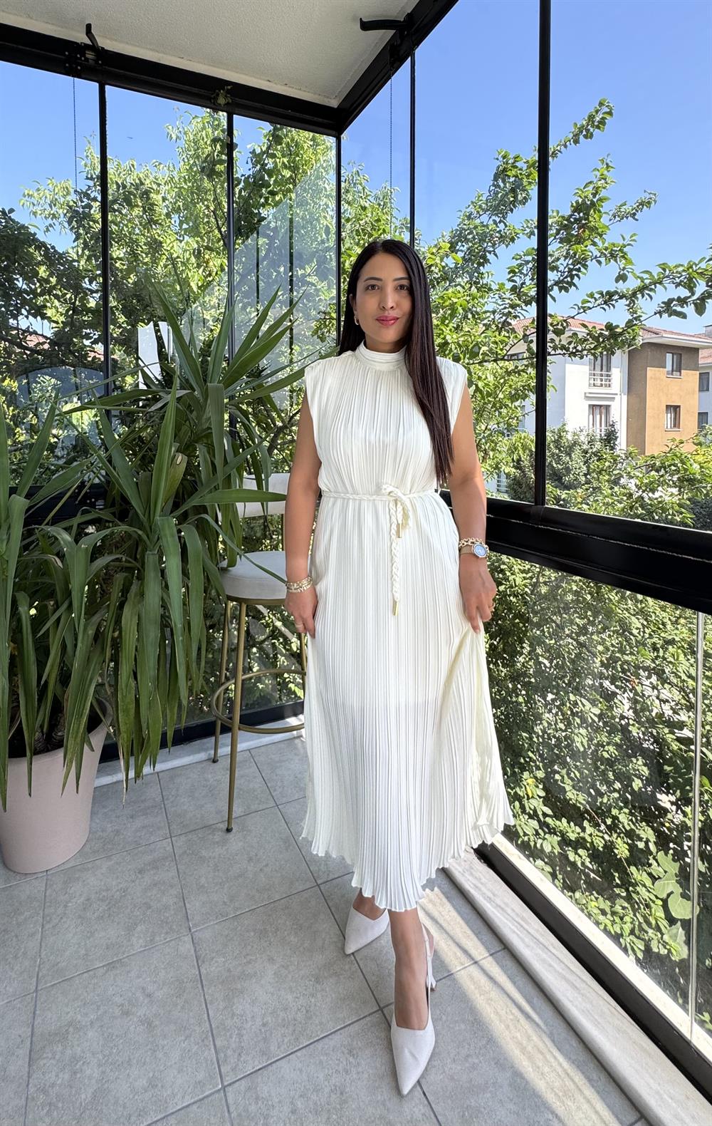 Piliseli Elbise Krem