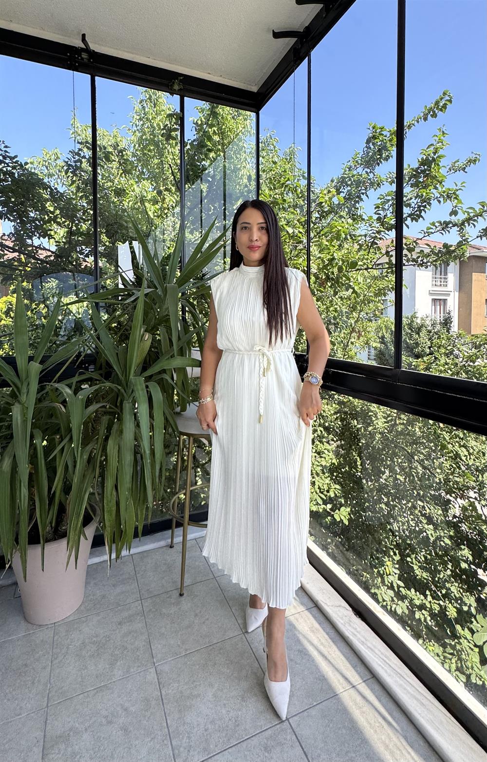 Piliseli Elbise Krem