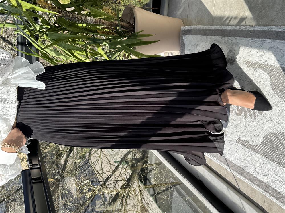 Piliseli Şifon Etek Siyah