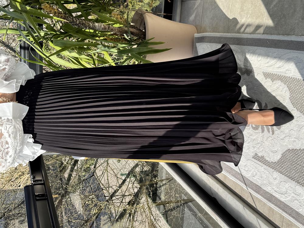 Piliseli Şifon Etek Siyah