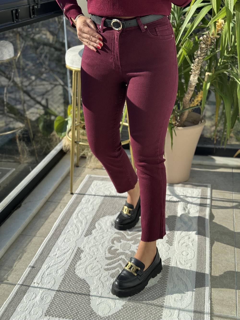 Premium Kalite Kesik Paça Jean Bordo