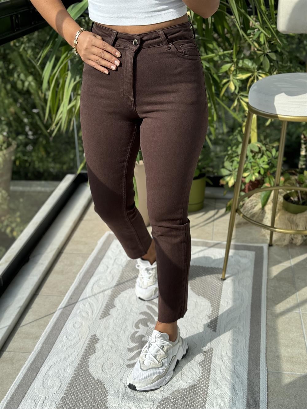 Premium Kalite Kesik Paça Jean Kahve