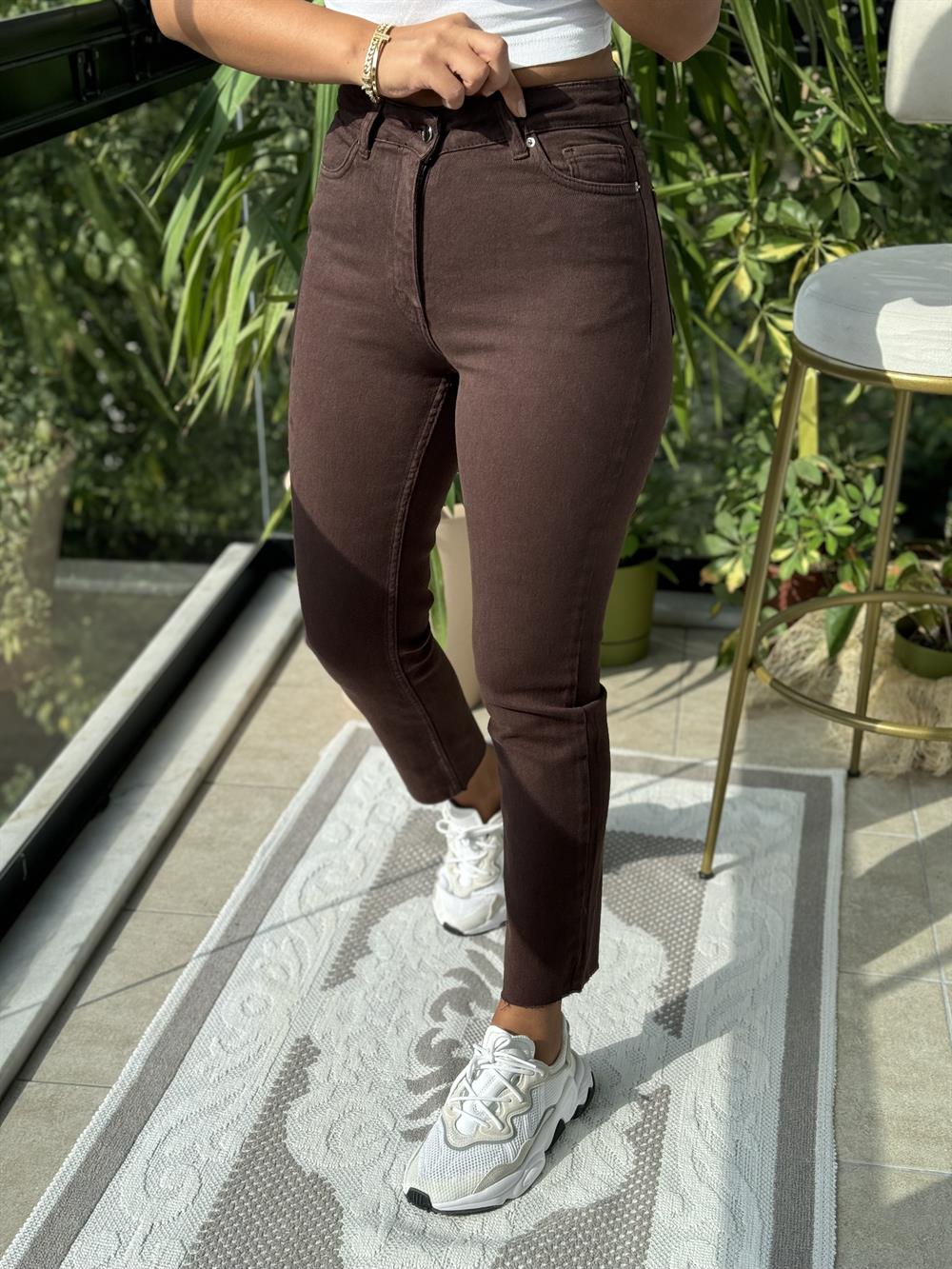 Premium Kalite Kesik Paça Jean Kahve