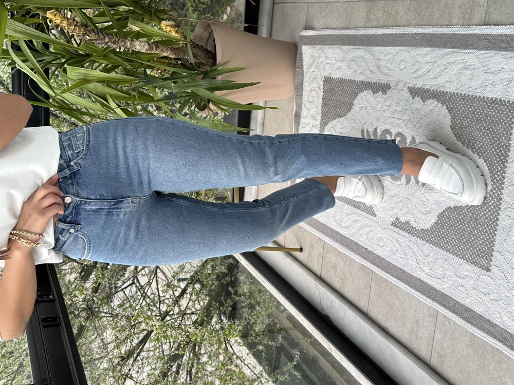 Premium Kalite Kesik Paça Jean Mavi