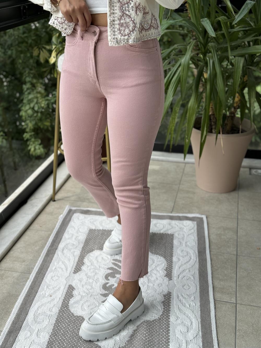 Premium Kalite Renkli Kesik Paça Jean Pembe