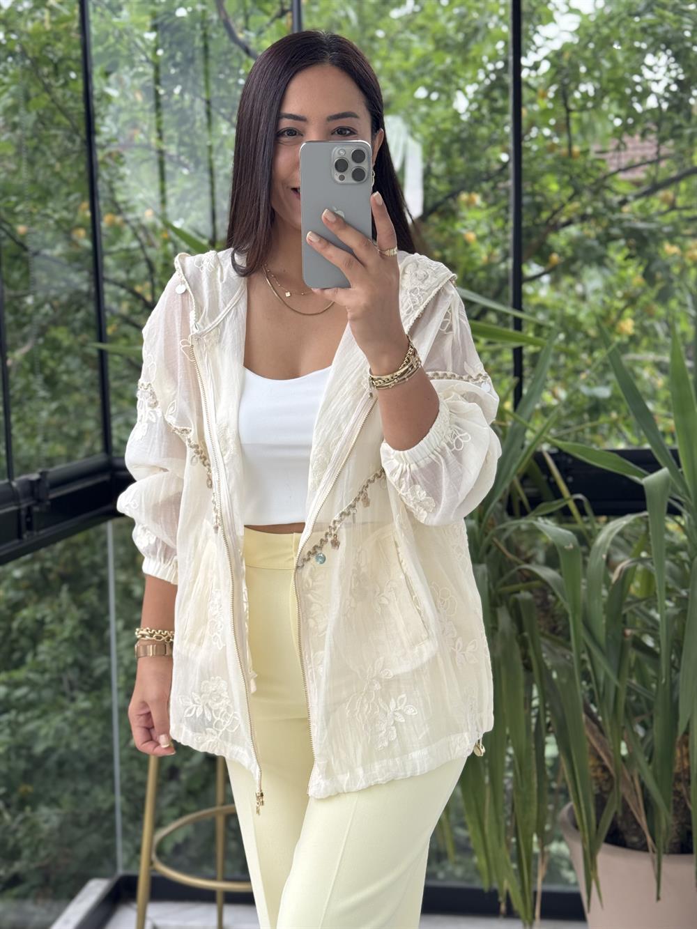 Pullu Nakışlı Ceket Natural