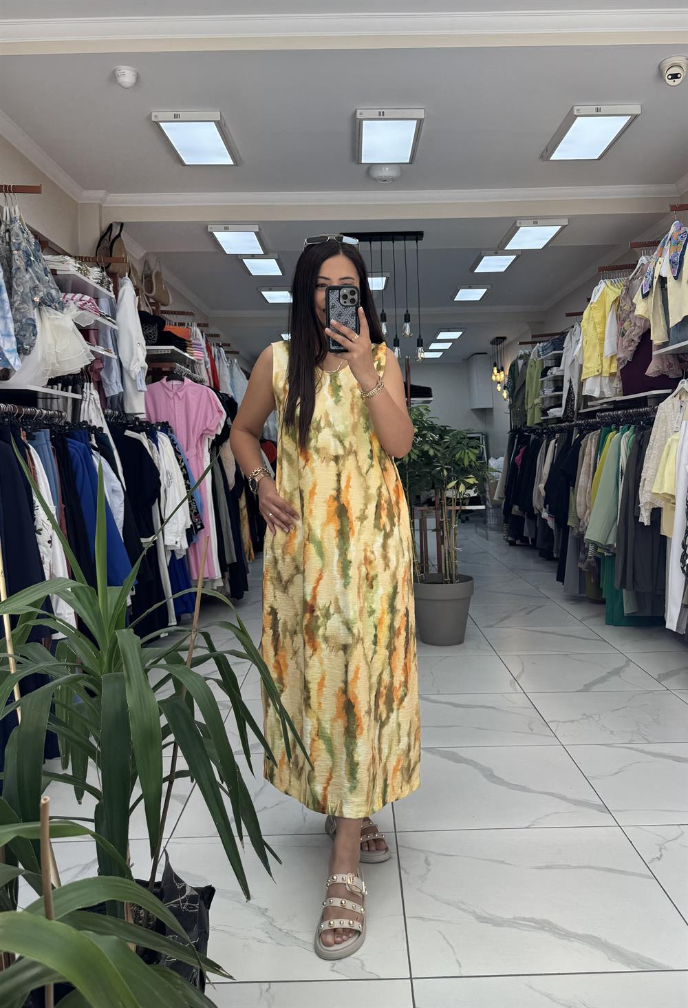 Renkli Desenli Kalın Askılı Elbise Yeşil