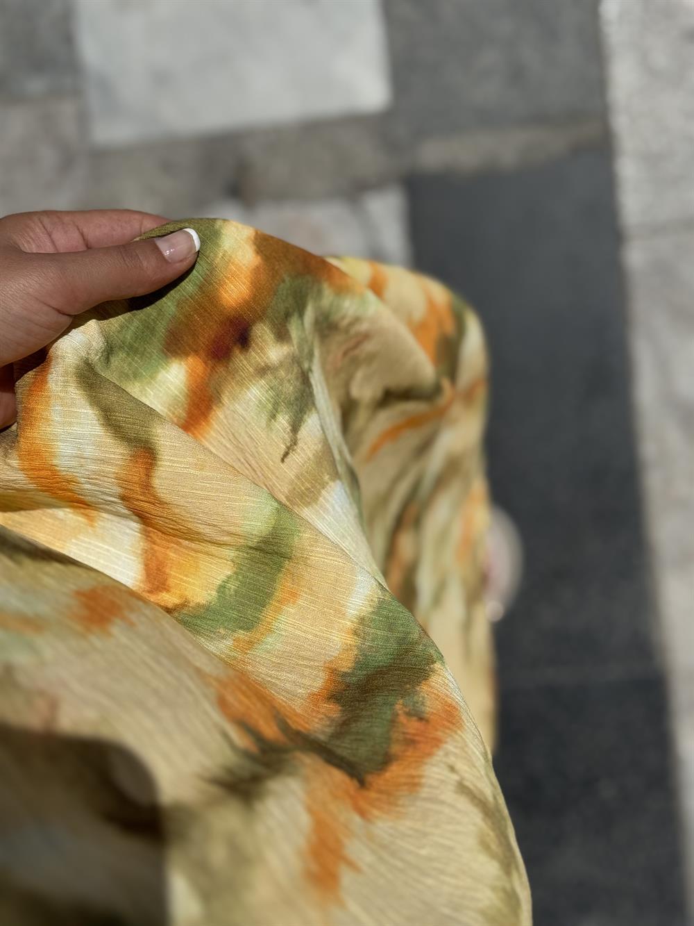 Renkli Desenli Kalın Askılı Elbise Yeşil