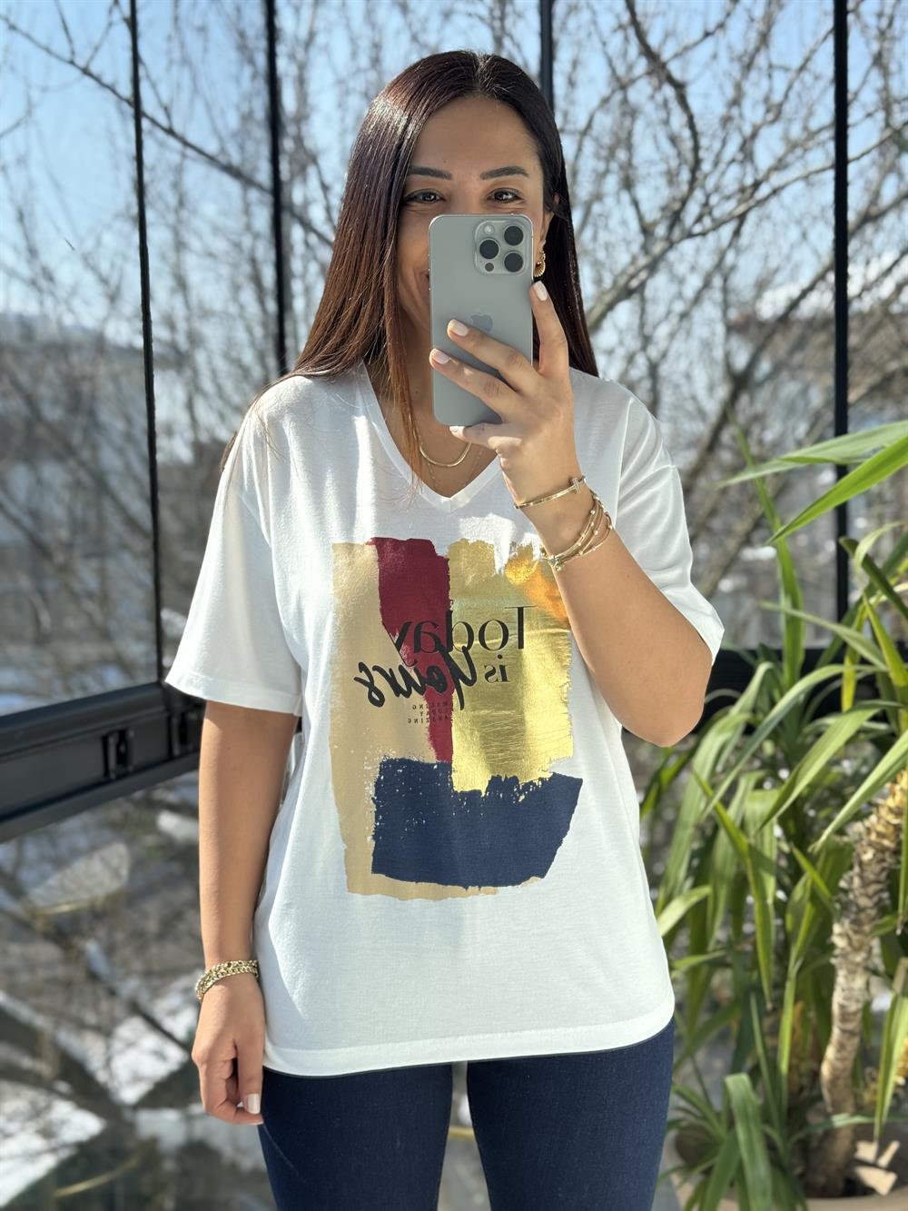 Renkli Gold Baskılı Tişört Ekru