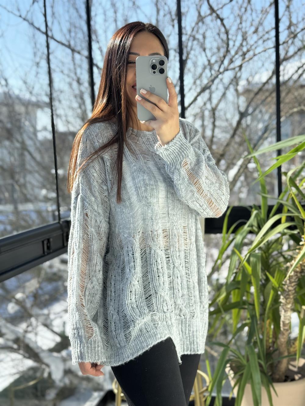 Saç Örgülü Ajurlu Kazak Gri