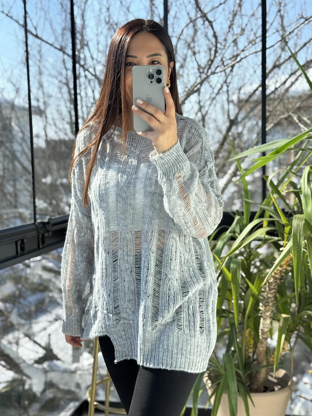 Saç Örgülü Ajurlu Kazak Gri