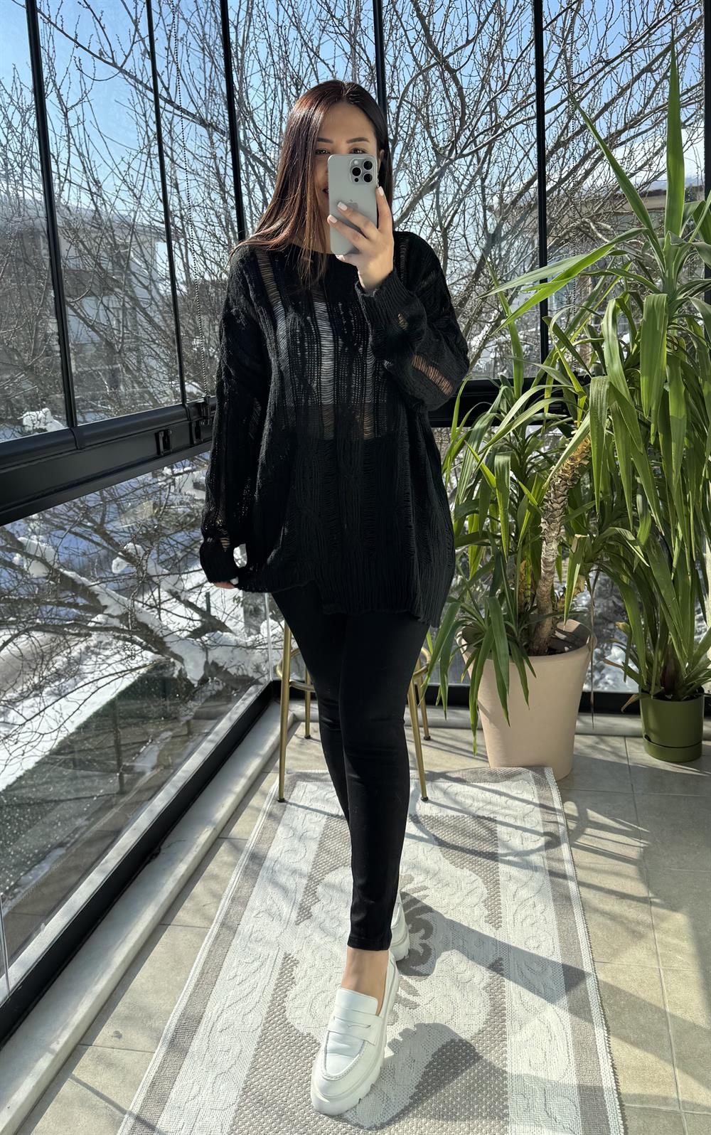 Saç Örgülü Ajurlu Kazak Siyah