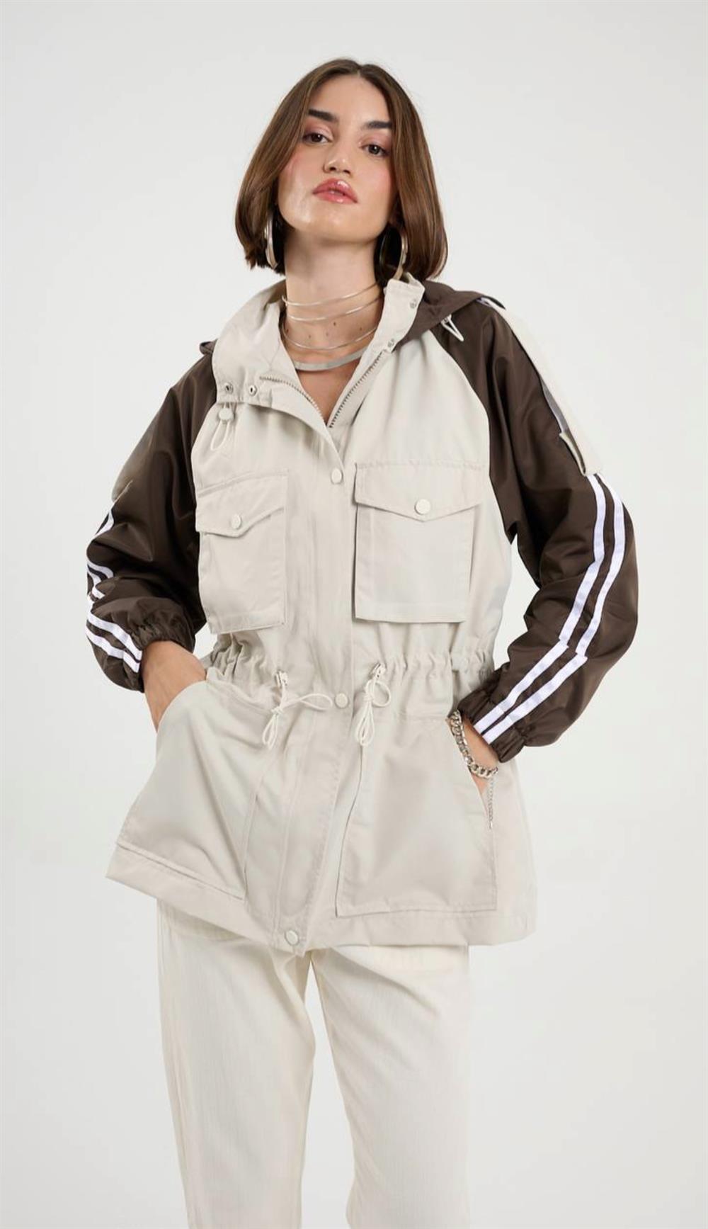 Şeritli Uzun Yağmurluk Taş