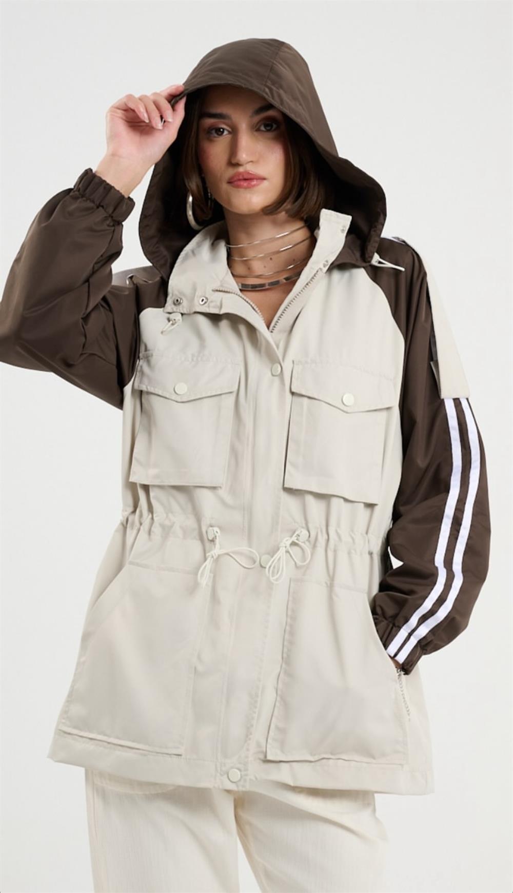 Şeritli Uzun Yağmurluk Taş