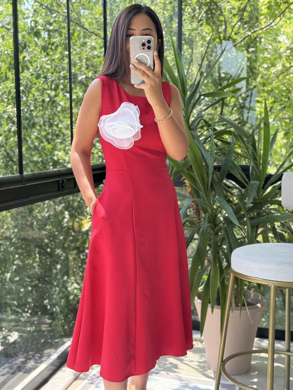 Slim Gül Detaylı Elbise Kırmızı