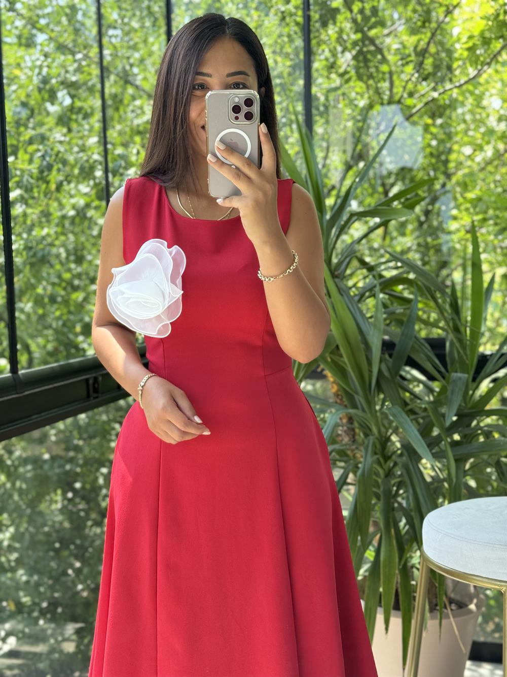 Slim Gül Detaylı Elbise Kırmızı