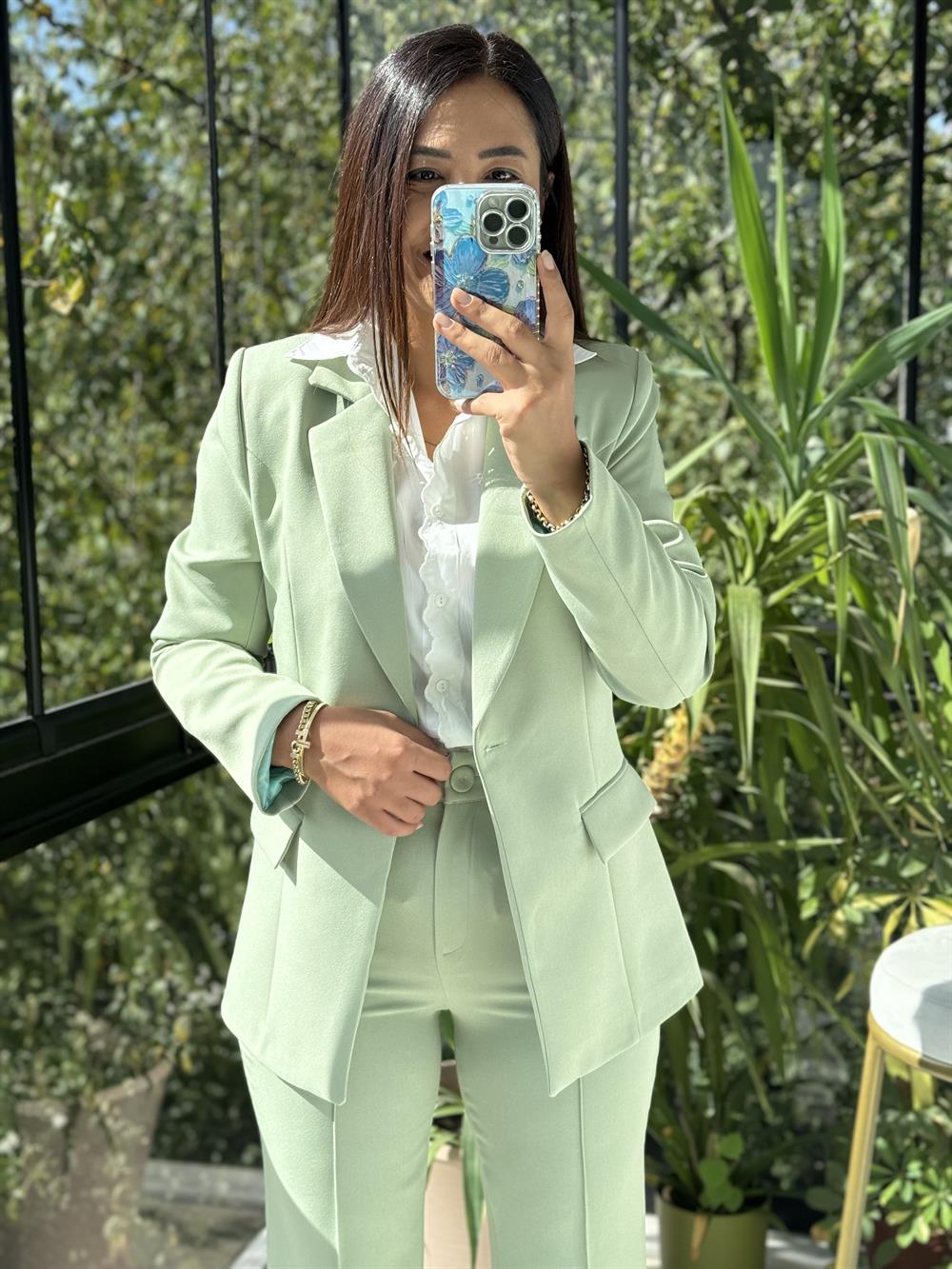 Takım Elbise Çağla Yeşili