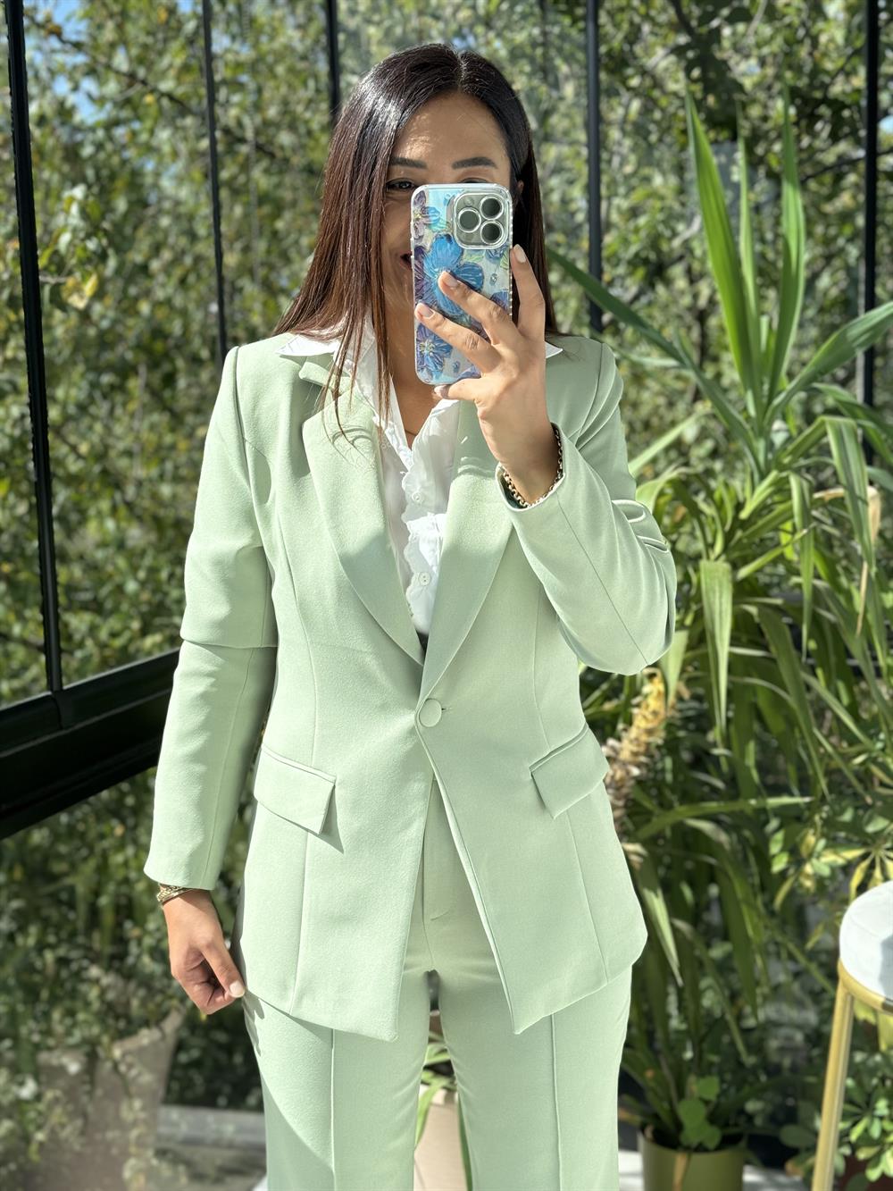 Takım Elbise Çağla Yeşili