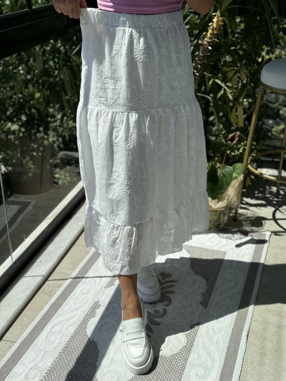 Tam Fisto Etek Beyaz