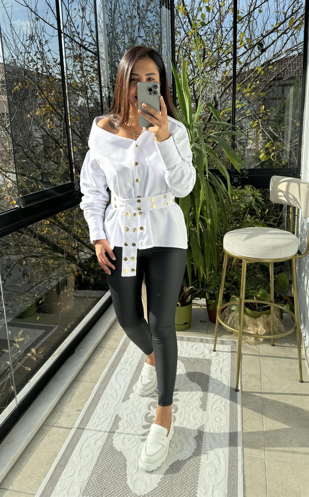 Tasarım Yaka Detaylı Gömlek Beyaz