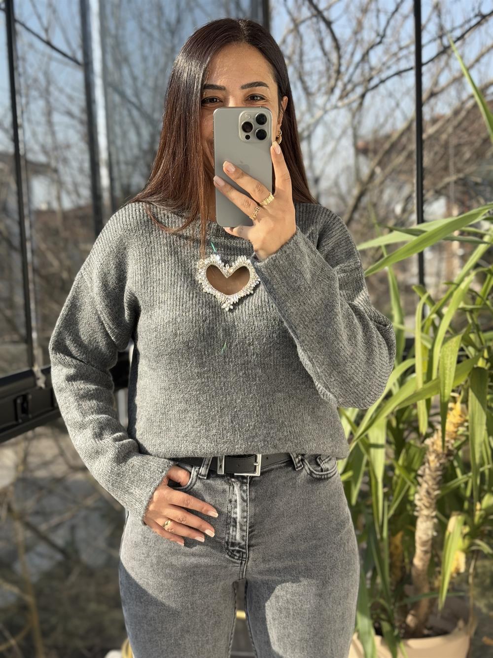 Taşlı Kalp Kazak Gri