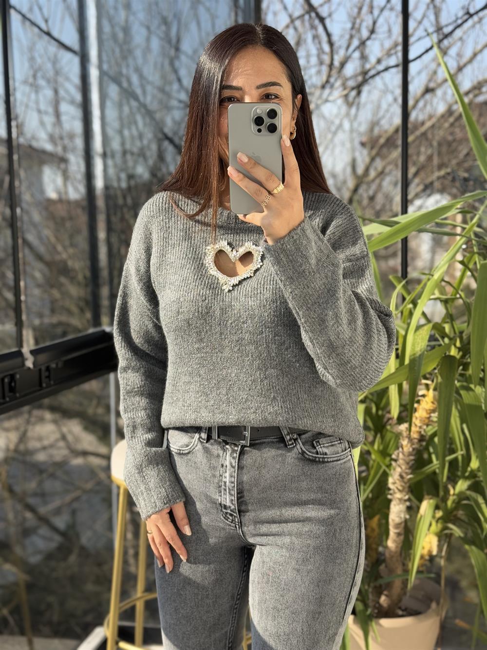 Taşlı Kalp Kazak Gri