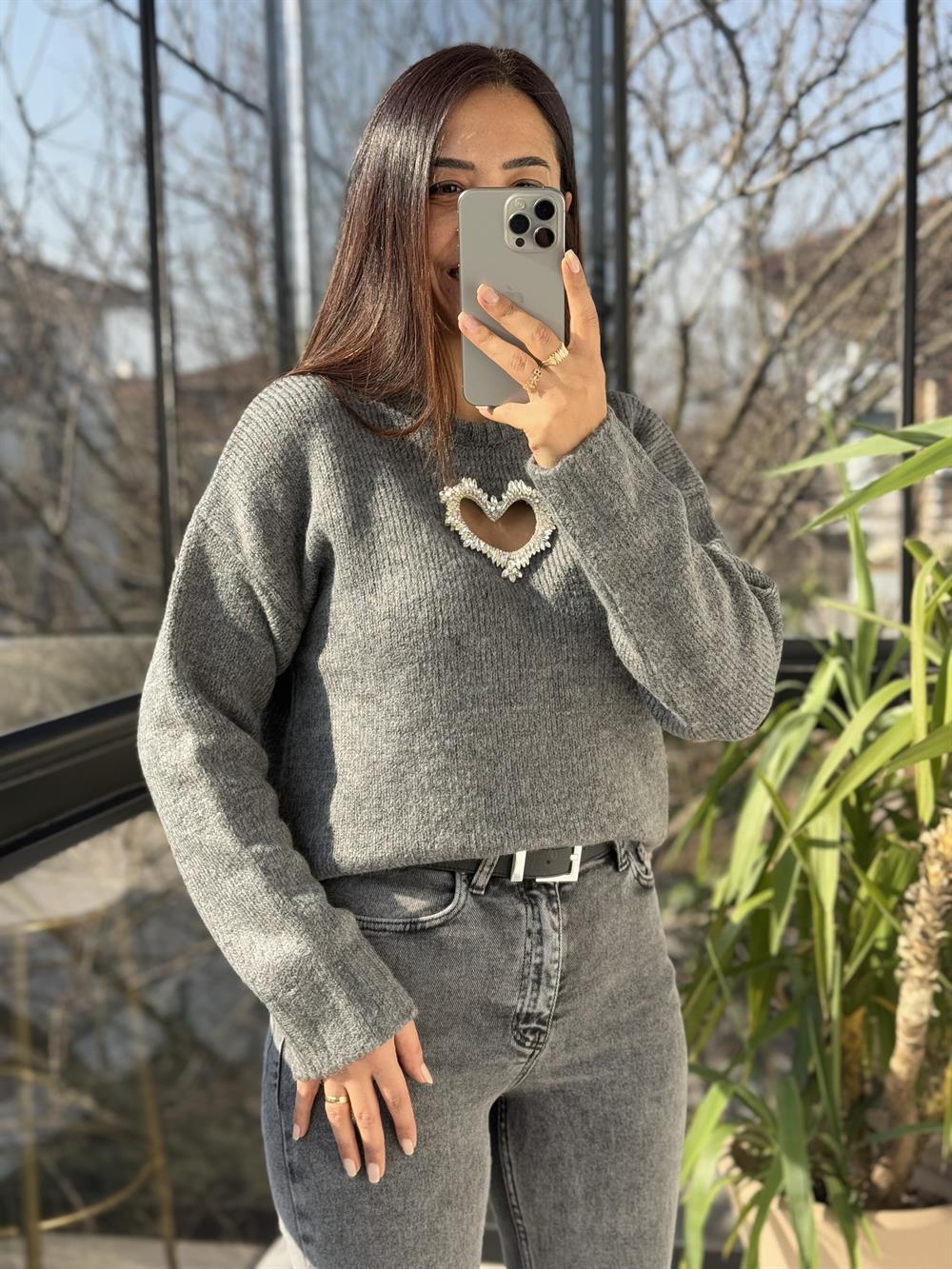 Taşlı Kalp Kazak Gri