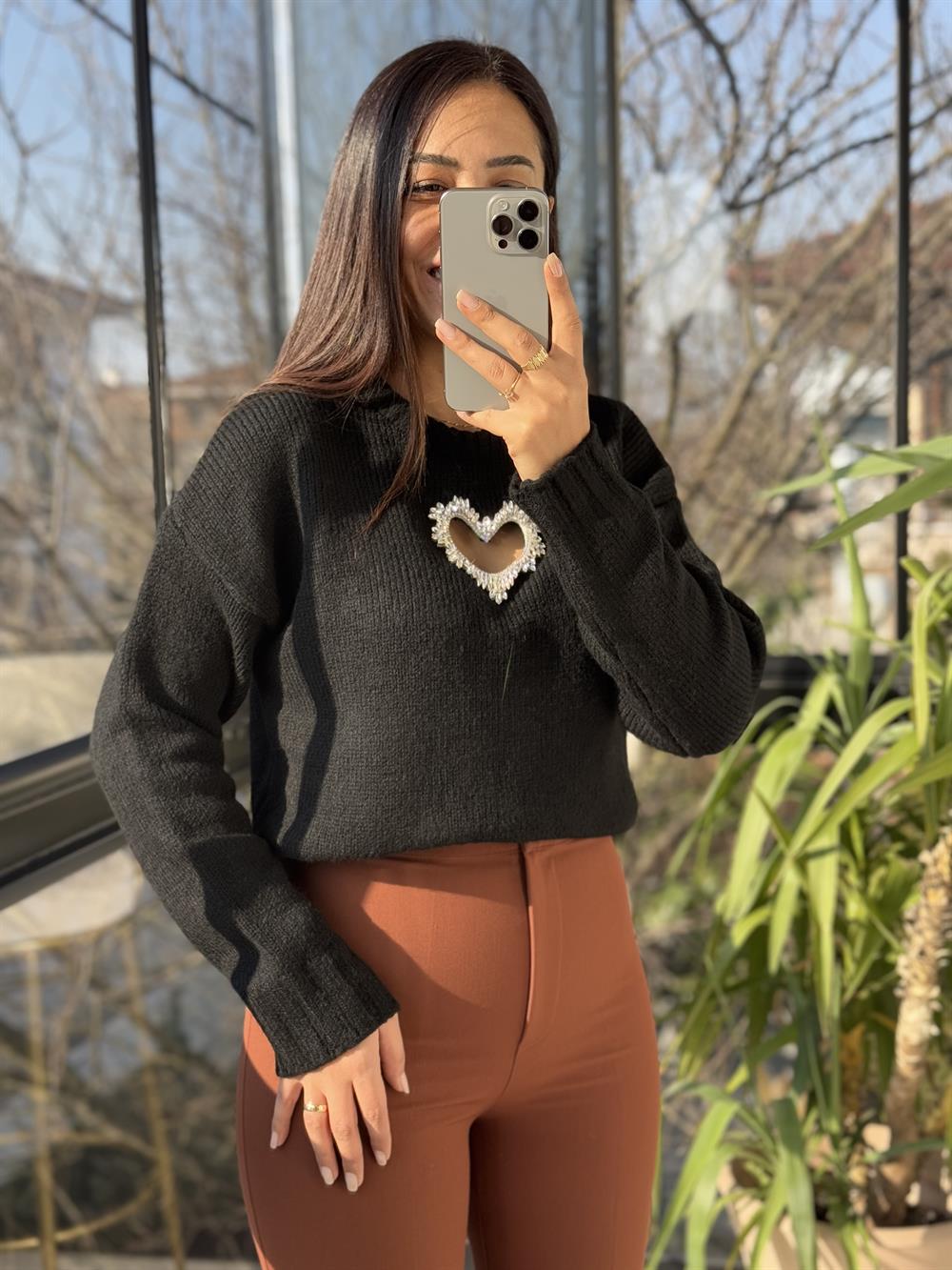 Taşlı Kalp Kazak Siyah