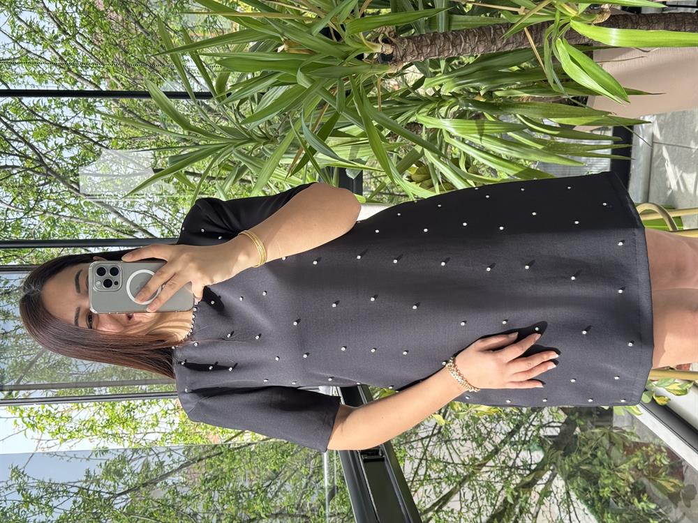 Taşlı Kısa Elbise Siyah