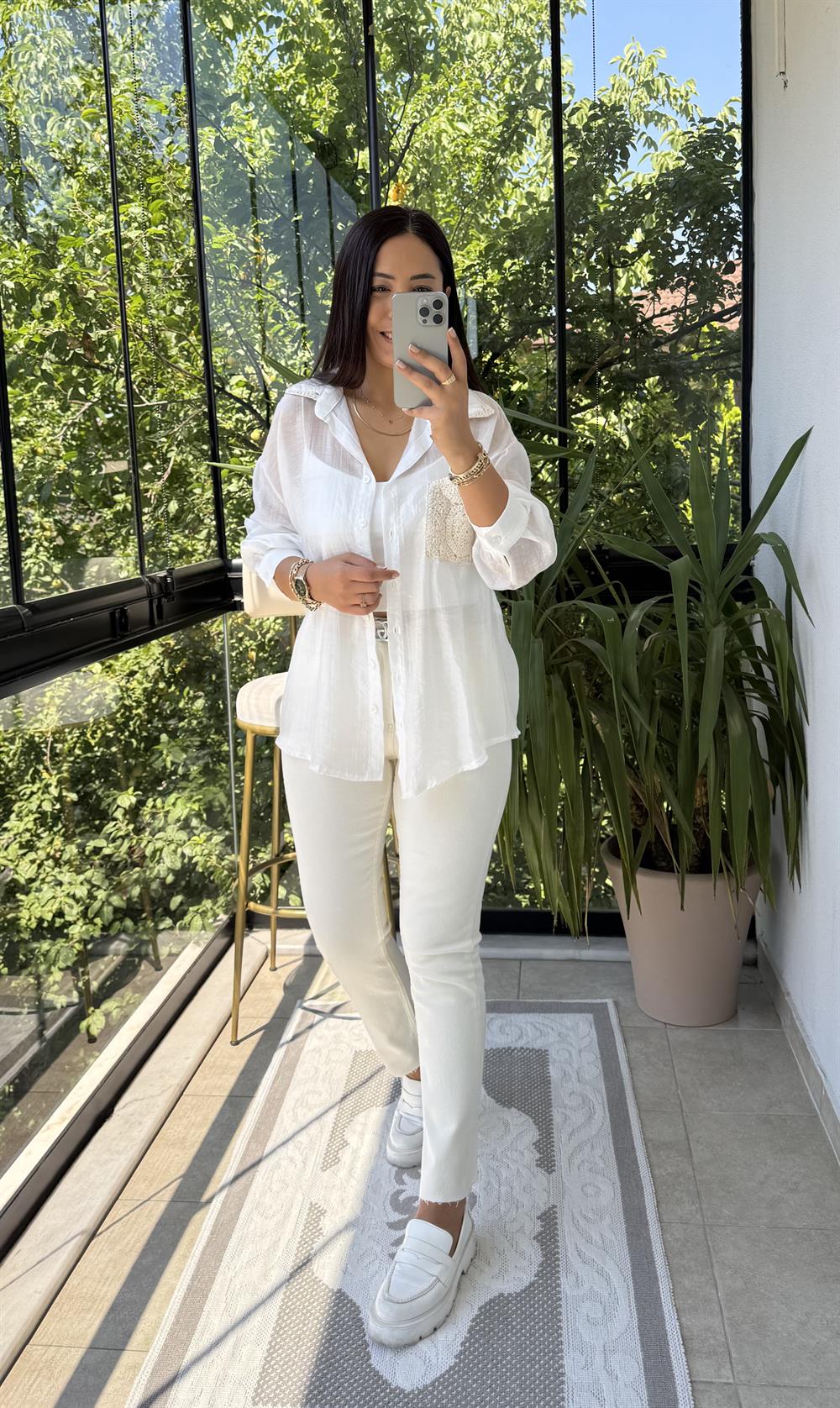 Tensel Cepli Nakış Detaylı Gömlek Beyaz