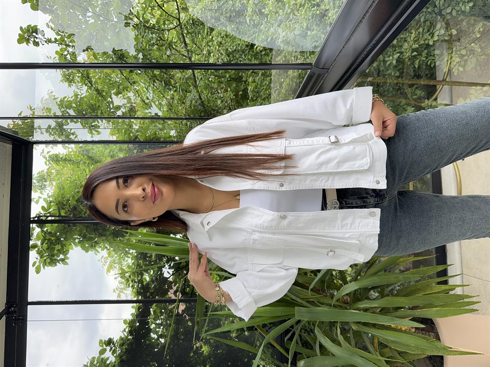 Toka Detay Ceket Beyaz