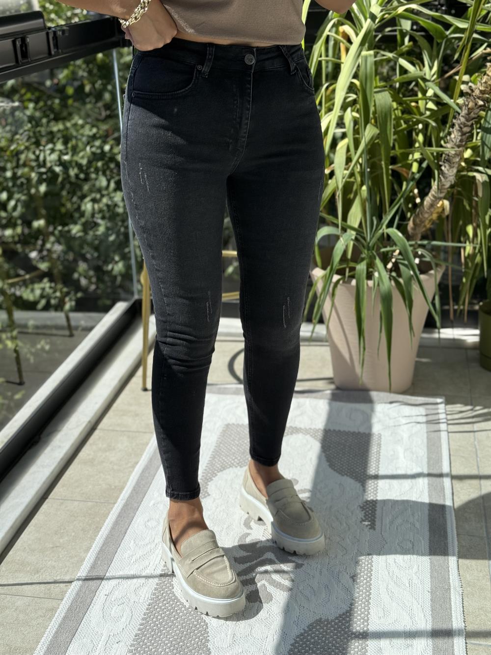 Toparlayıcı Skinny Jean Koyu Gri Tırnaklı