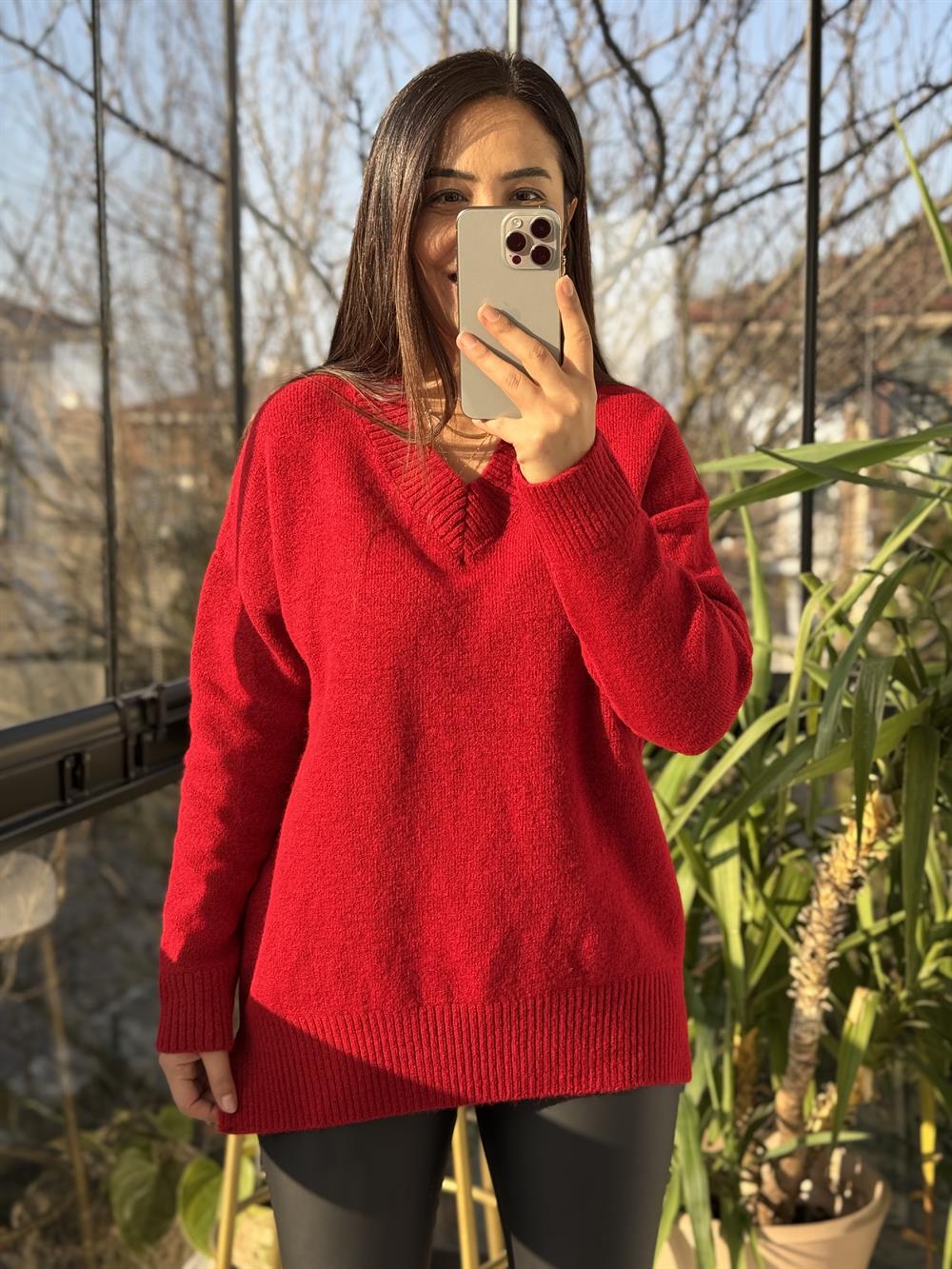 V Yaka Basic Kazak Kırmzı