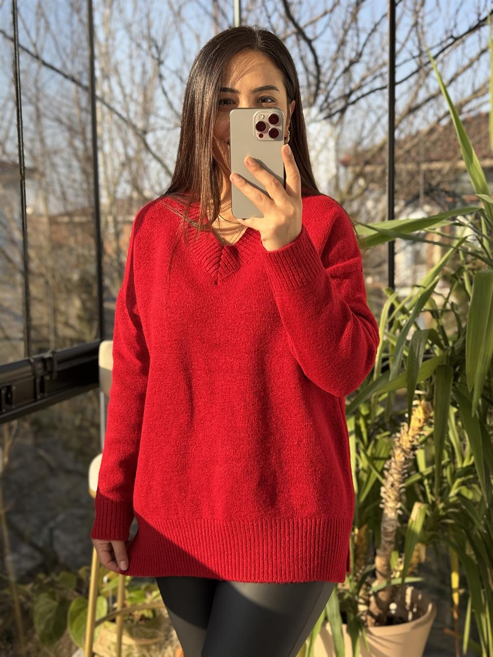 V Yaka Basic Kazak Kırmzı