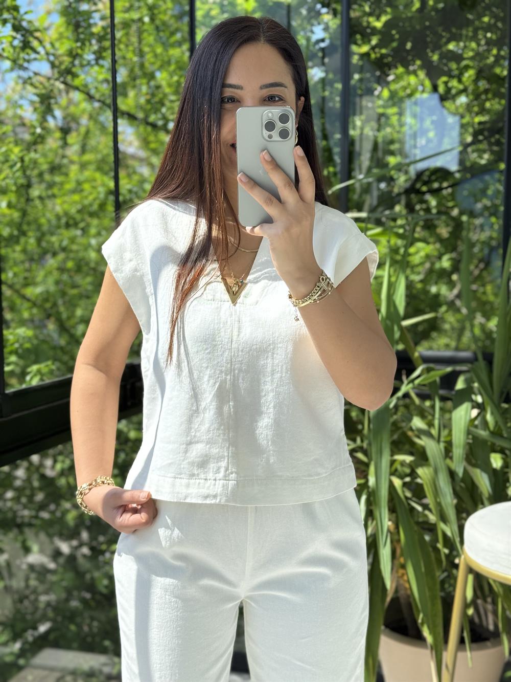 V Yaka Keten Bluz Ekru