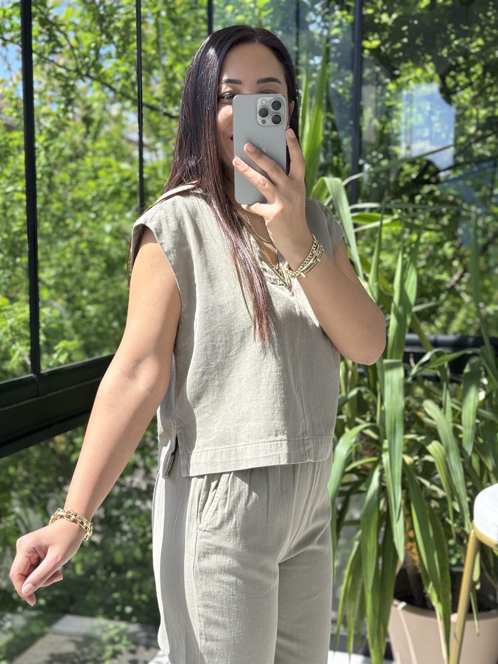 V Yaka Keten Bluz Haki Yeşili