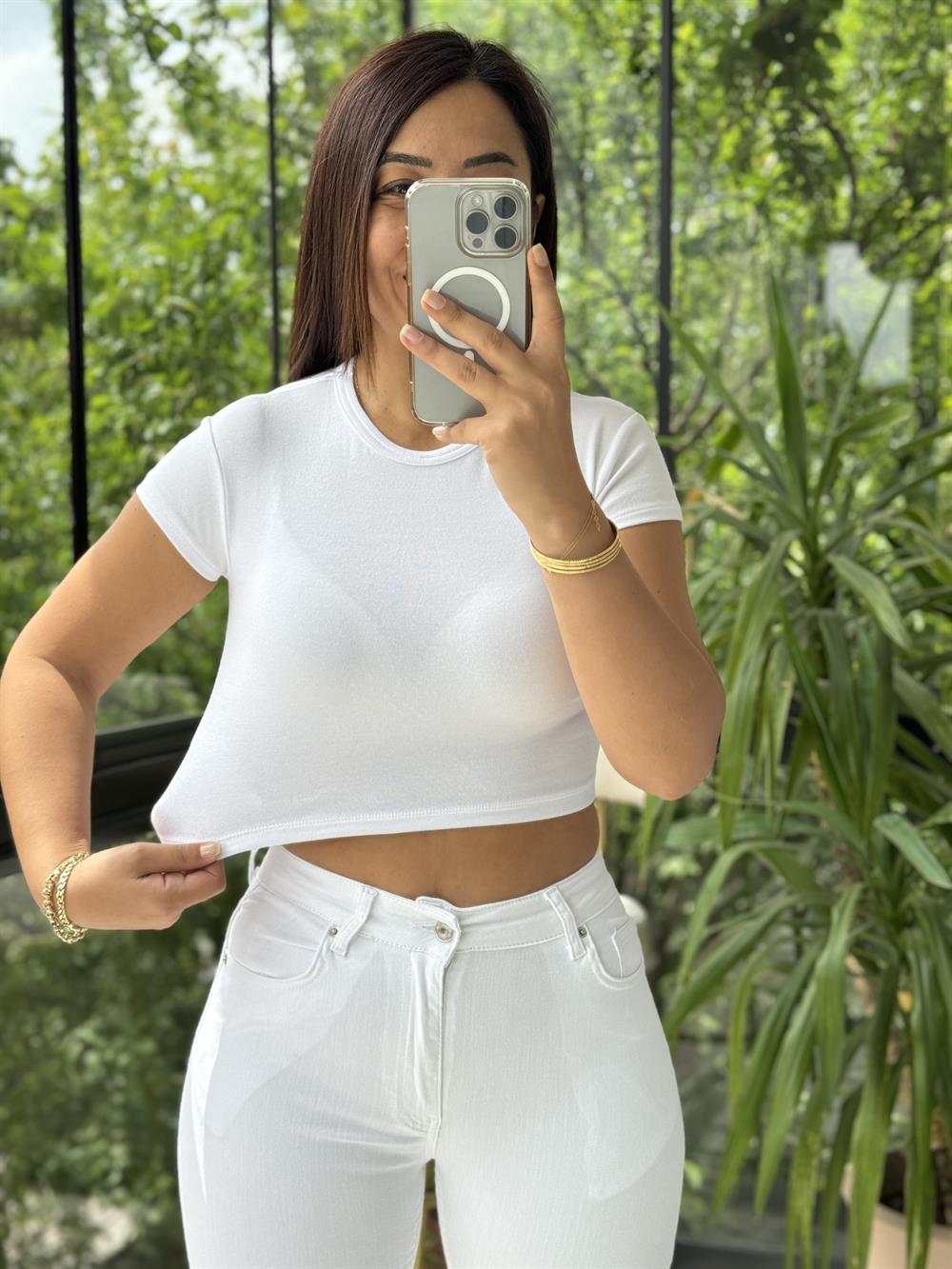 Vücuda Pamuklu Tişört Beyaz