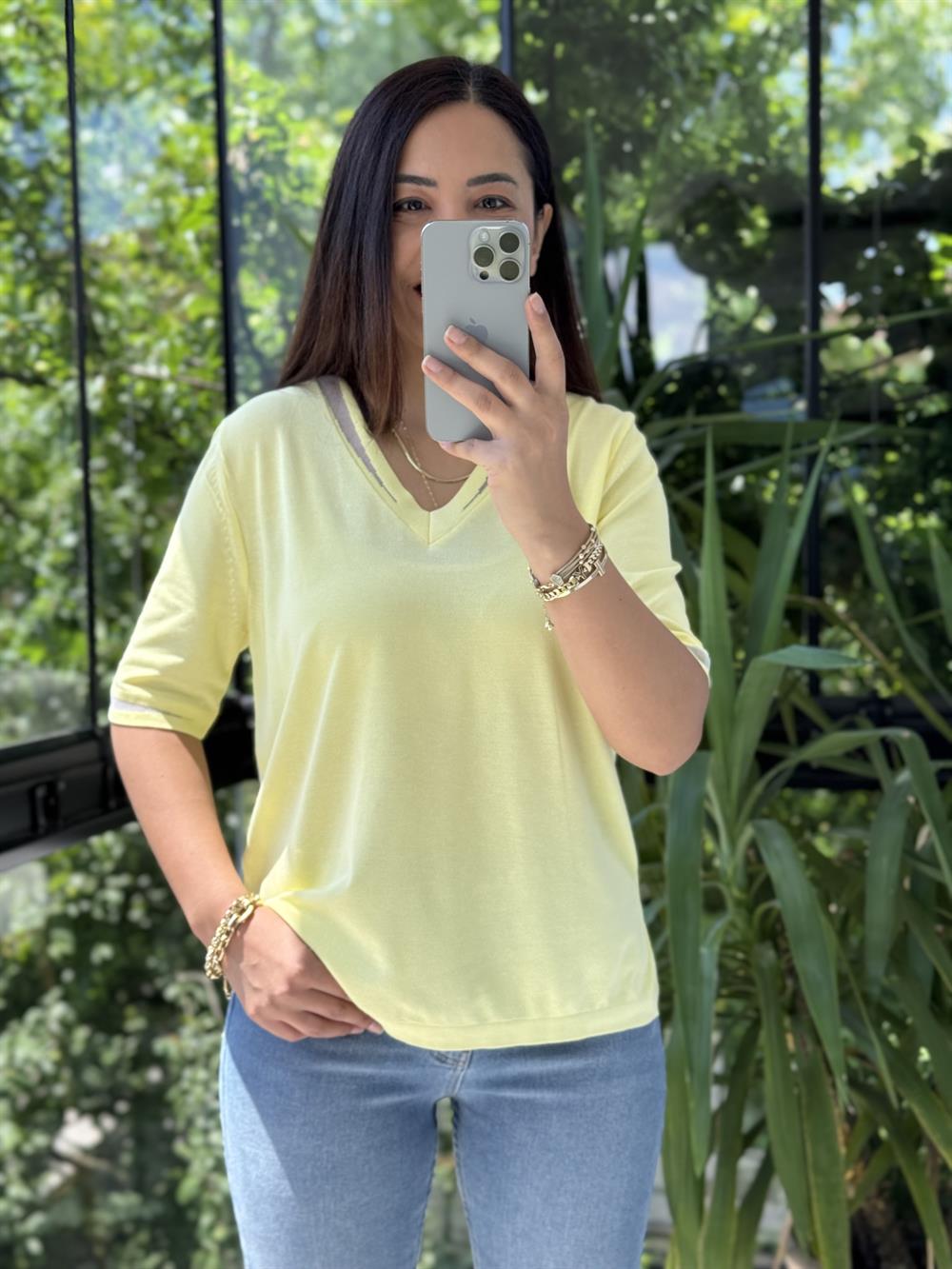 Yaka Ve Kol Özel Aksesuarlı Triko Bluz Sarı