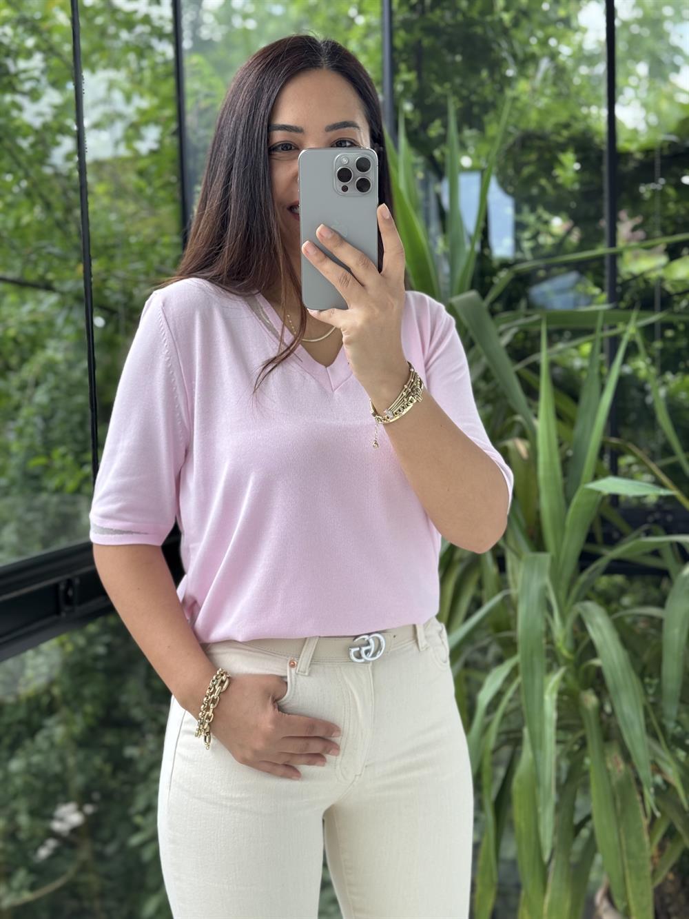 Yaka Ve Kol Özel Aksesuarlı Triko Bluz Pembe