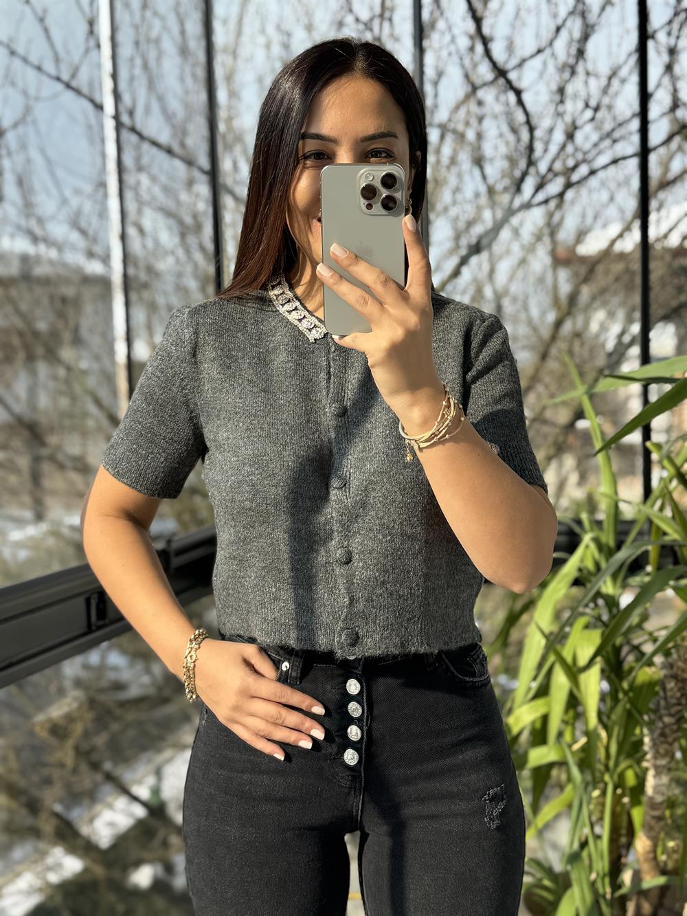 Yakası Taş Detaylı Triko Hırka Antrasit