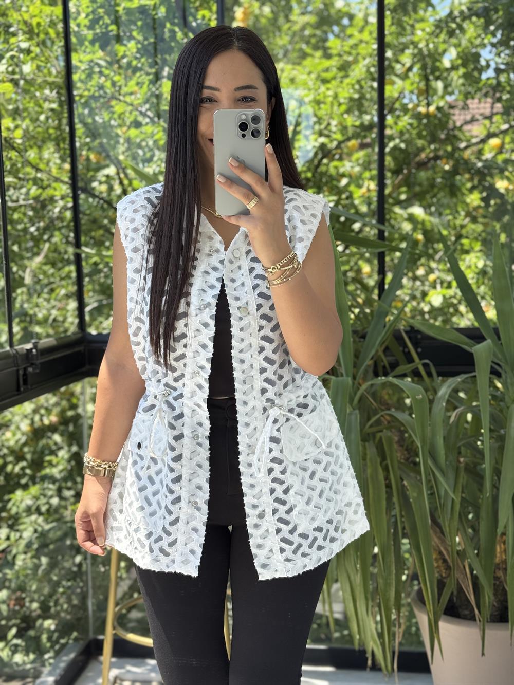 Yakma Bağlamalı Yelek Beyaz