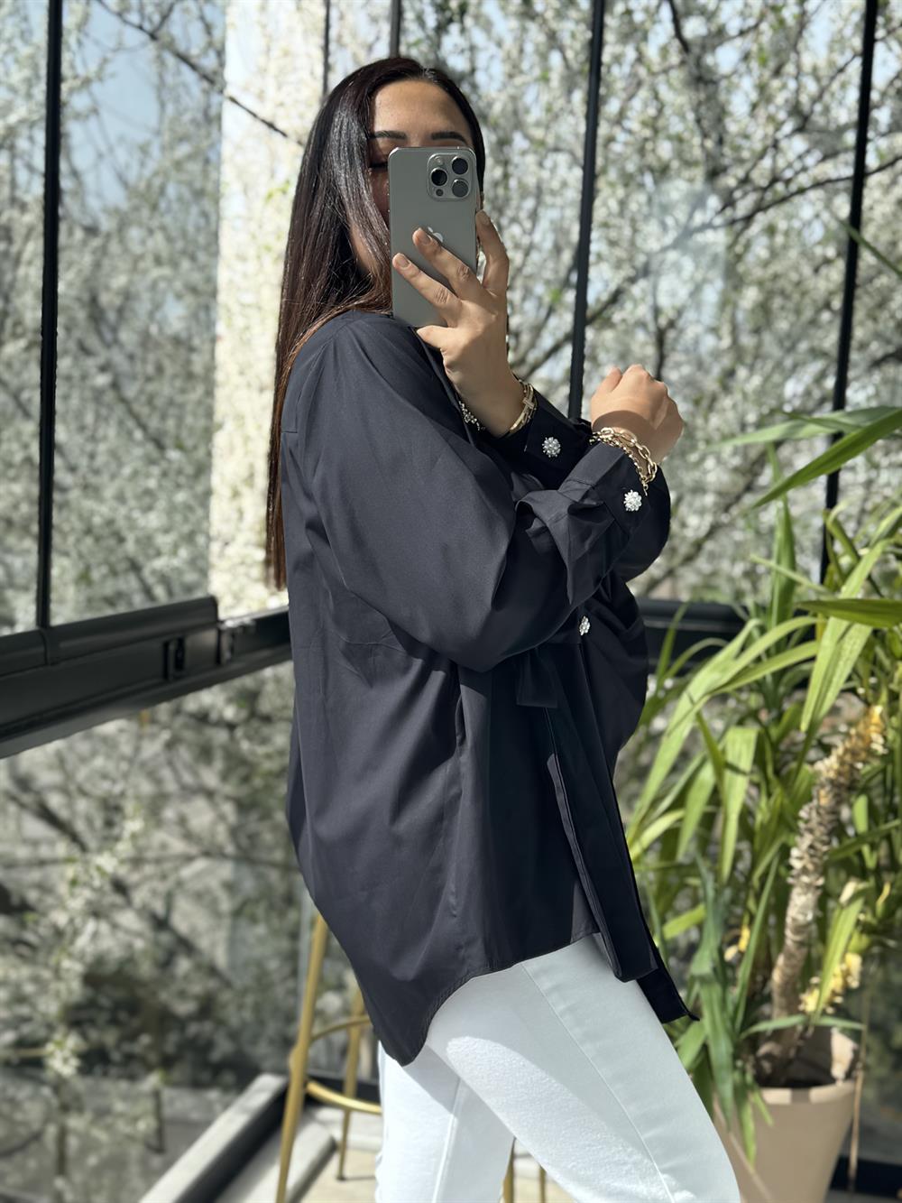 Yanı Bağlamalı ve Pileli Gömlek Siyah